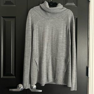 Lululemon Turtleneck Sweater - Size 10